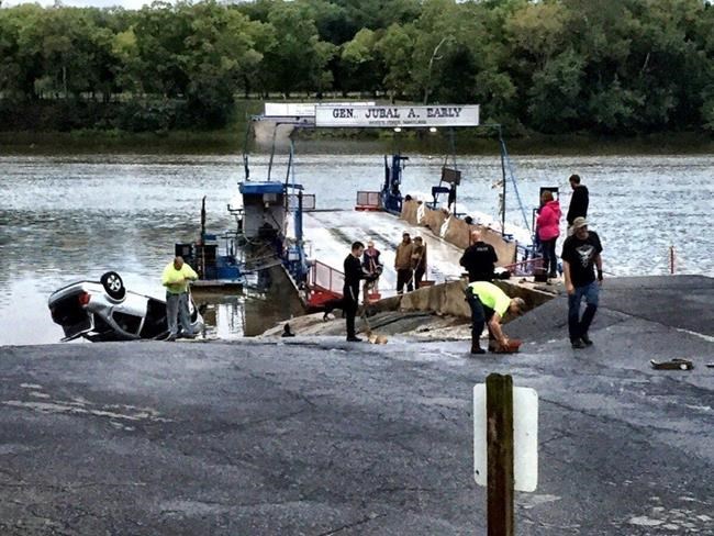 Ferry reopens after man drives car into Potomac River | iNFOnews.ca