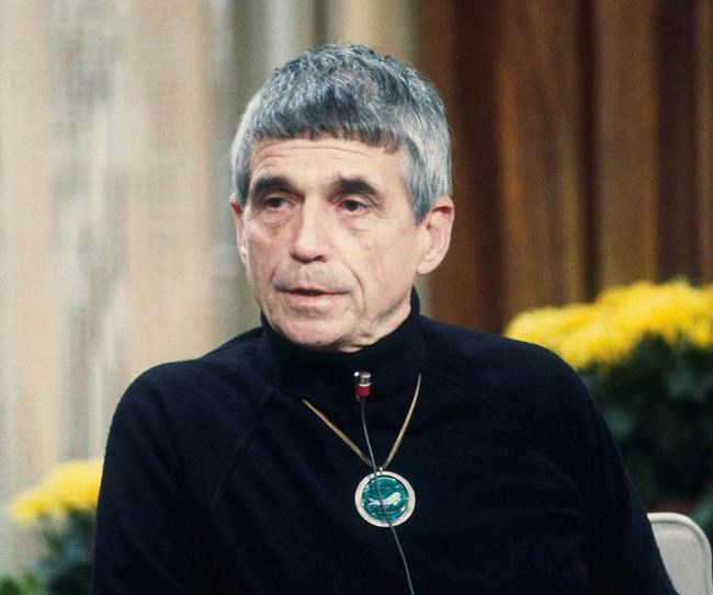 Jesuit priest, peace activist Daniel Berrigan dies at 94 | iNFOnews.ca CP503159160