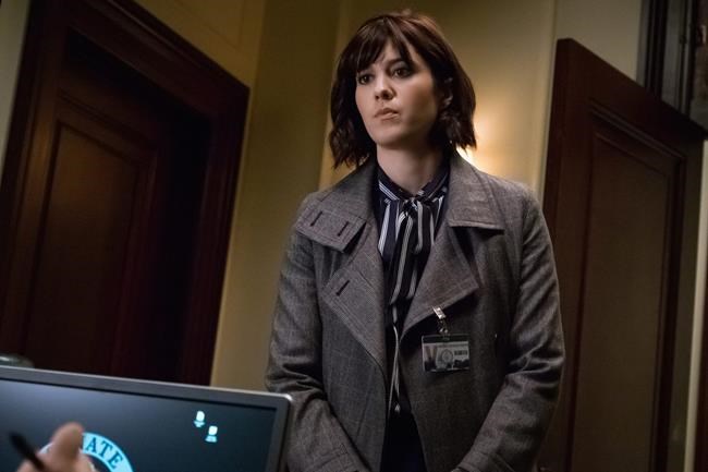 'BrainDead': a comic thriller about politicians and bugs | iNFOnews.ca
