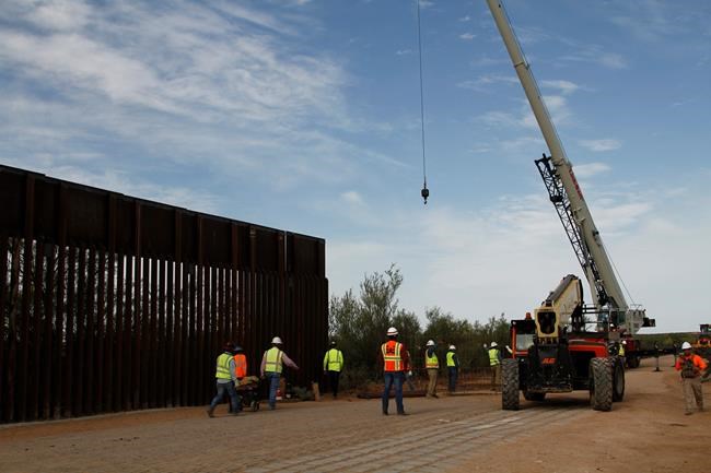 In Arizona, Pentagon-funded border fence already underway | iNFOnews.ca