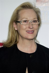 No rivalry here: Meryl Streep presents Viola Davis with Women in Film's Crystal Award | iNFOnews.ca