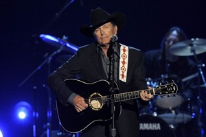 Country star George Strait ends nearly 4 decades of touring with final performance in Texas | iNFOnews.ca CP28667918