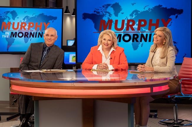 Hillary Clinton appears on premiere of new 'Murphy Brown' | iNFOnews.ca CP570629995