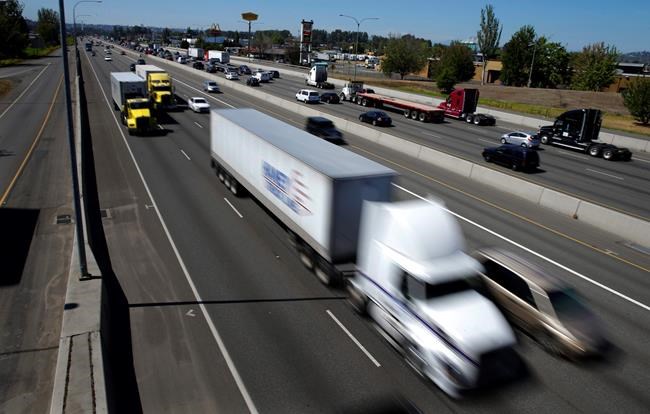 Senators offer bill to limit heavy truck speeds to 65 mph | iNFOnews.ca CP233158217
