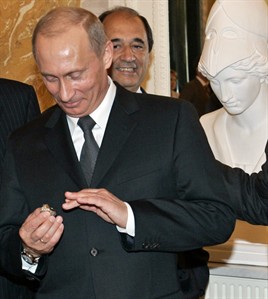 Putin says he could give NFL team owner a gift to compensate for Super Bowl ring | iNFOnews.ca Putin says he could give NFL team owner a gift to compensate for Super Bowl ring | iNFOnews.ca