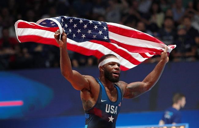 Athletic group benching ref who told wrestler to cut dreads | iNFOnews.ca