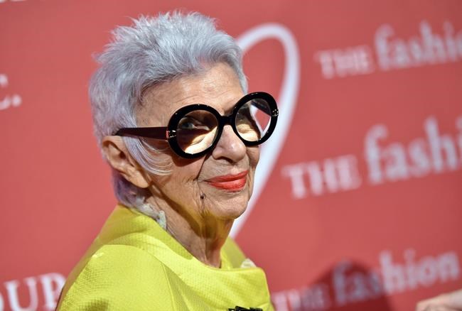 Iris Apfel says young women must grab opportunity | iNFOnews.ca