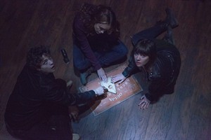 Spirits move 'Ouija' to No. 1 at the box office, Keanu Reeves' 'John Wick' opens in second | iNFOnews.ca CP30439146