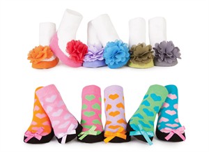 Recalls this week include baby socks, infant clothing, handgun vaults, and magnet sets | iNFOnews.ca CP22888371