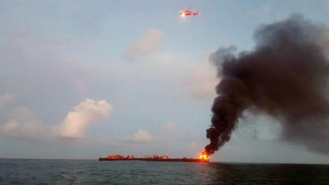 1 dead, 1 missing after fuel barge fire off Texas coast | iNFOnews.ca