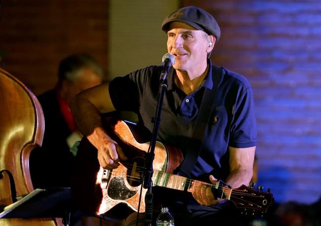 Improve attitude with gratitude, James Taylor tells fans | iNFOnews.ca