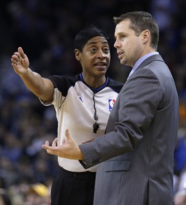 NBA referee Violet Palmer to marry longtime female partner in Los Angeles | iNFOnews.ca NBA referee Violet Palmer to marry longtime female partner in Los Angeles | iNFOnews.ca