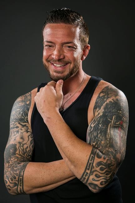 Only a game: Soccer star finds more meaning on battlefield | iNFOnews.ca