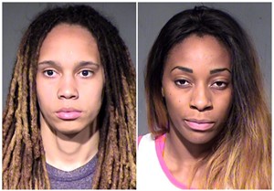 WNBA players and couple Brittney Griner, Glory Johnson arrested after fight at their home | iNFOnews.ca CP32817864
