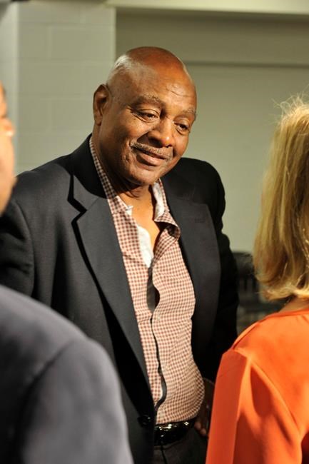Ex-NFL player released from prison files for bankruptcy | iNFOnews.ca