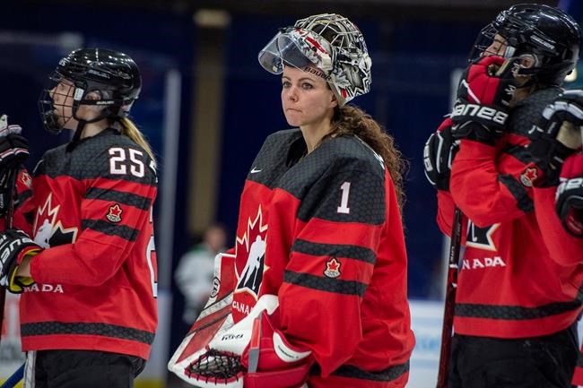Women's hockey stars announce boycott in demand for 1 league | iNFOnews.ca