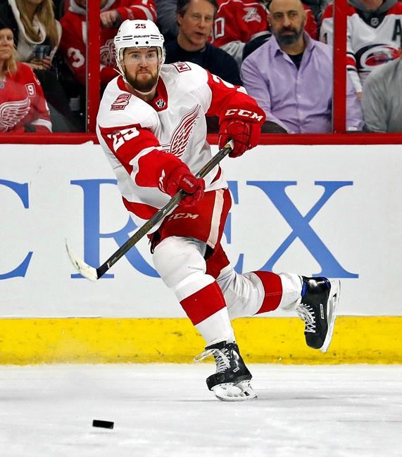 AP source: Red Wings agree to terms with Green on new deal | iNFOnews.ca
