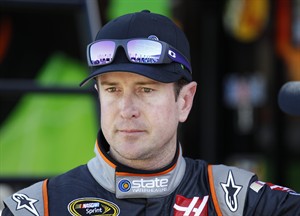 Kurt Busch returns to NASCAR, says it was 'torture' sitting out; eligible to make Chase | iNFOnews.ca CP32242100
