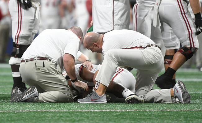 Athletic trainers: Coaches still influence health decisions | iNFOnews.ca