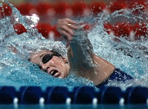 Olympic swimmer Amy Van Dyken-Rouen sits up in hospital for 1st time since ATV accident | iNFOnews.ca CP28705084