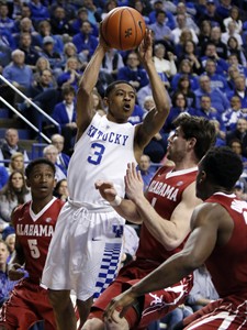 Kentucky's 5-9 guard Tyler Ulis could loom large for Wildcats in Final Four vs. Wisconsin | iNFOnews.ca Kentucky's 5-9 guard Tyler Ulis could loom large for Wildcats in Final Four vs. Wisconsin | iNFOnews.ca