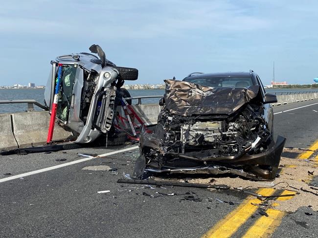 Good Samaritan recalls jumping from bridge to save girl, 2 | iNFOnews.ca Good Samaritan recalls jumping from bridge to save girl, 2 | iNFOnews.ca