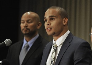 Northwestern football players can unionize, federal agency says in precedent-setting decision | iNFOnews.ca CP27744628