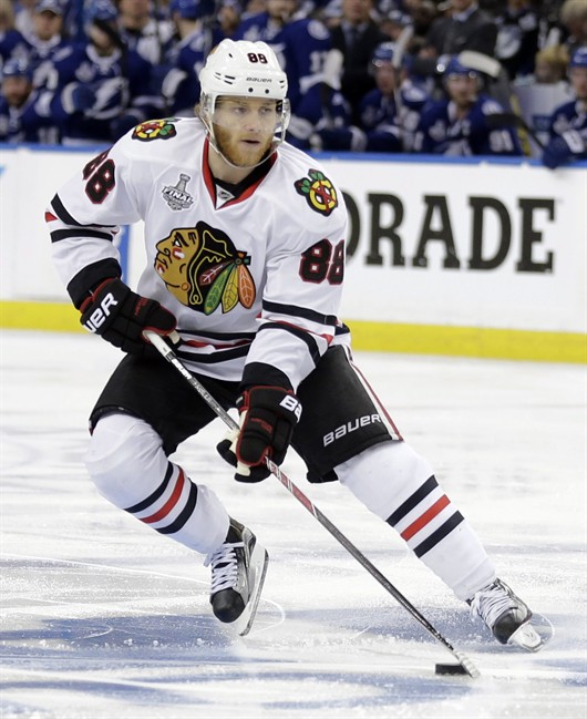 AP source: Police investigation into Patrick Kane involves woman in her 20s | iNFOnews.ca