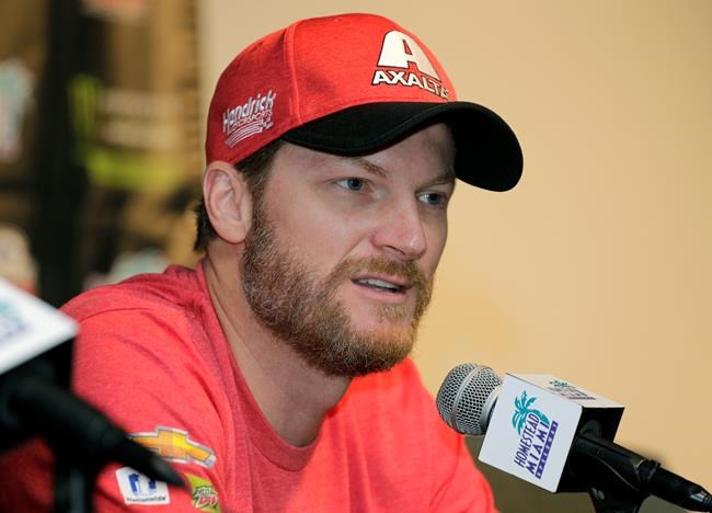 Earnhardt leads all-analyst NASCAR booth in New Hampshire | iNFOnews.ca