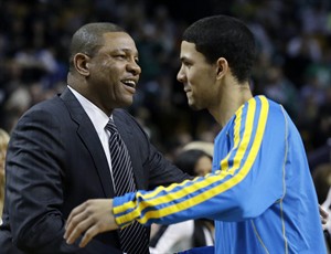 Austin Rivers joins father Doc with Clippers in 3-team deal involving Celtics and Suns | iNFOnews.ca CP31494017