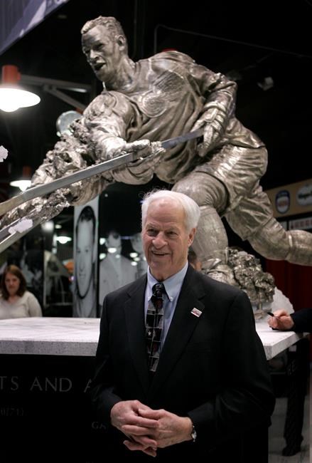 Howe family to open doors of Joe Louis Arena for visitation | iNFOnews.ca Howe family to open doors of Joe Louis Arena for visitation | iNFOnews.ca