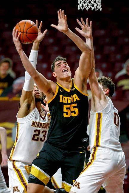 Iowa's Luka Garza named AP men's college player of the year | iNFOnews.ca