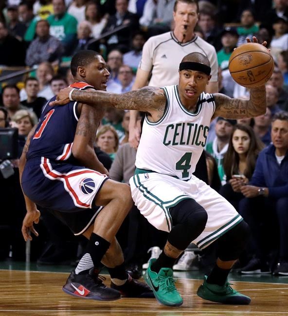 Snagged: AP sources say Cavs reviewing Irving-Thomas trade | iNFOnews.ca
