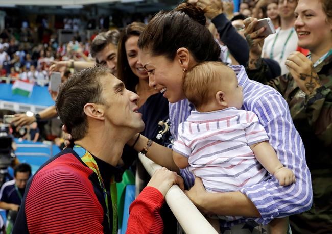 AP Interview: Phelps has 'no desire' to return to swimming | iNFOnews.ca CP748667429
