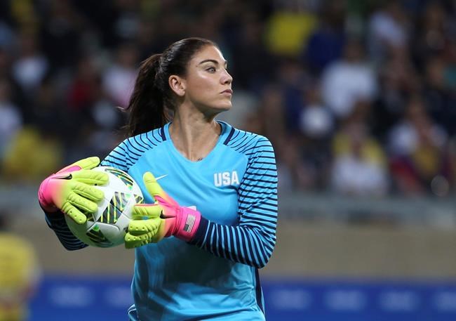 Hope Solo suspended from US soccer team for 6 months | iNFOnews.ca CP1993112978