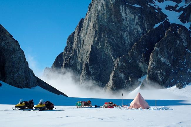 Antarctica's ice sheet is melting 3 times faster than before | iNFOnews.ca CP1919189931