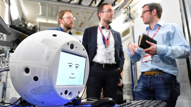 Robot with artificial intelligence about to invade space | iNFOnews.ca