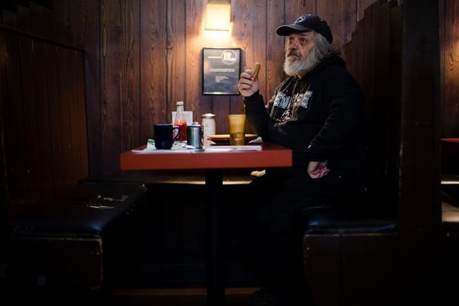 Americans offer hope, prayer in assessing Trump's 100 days | iNFOnews.ca CP1793226022