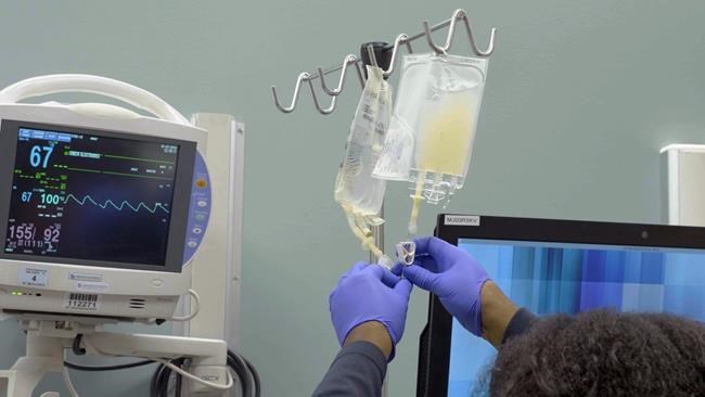 Doctors try CRISPR gene editing for cancer, a 1st in the US | iNFOnews.ca Doctors try CRISPR gene editing for cancer, a 1st in the US | iNFOnews.ca