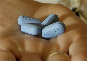 AIDS drug taken before and after sex can help prevent HIV infection in gay men, study finds | iNFOnews.ca CP32035569