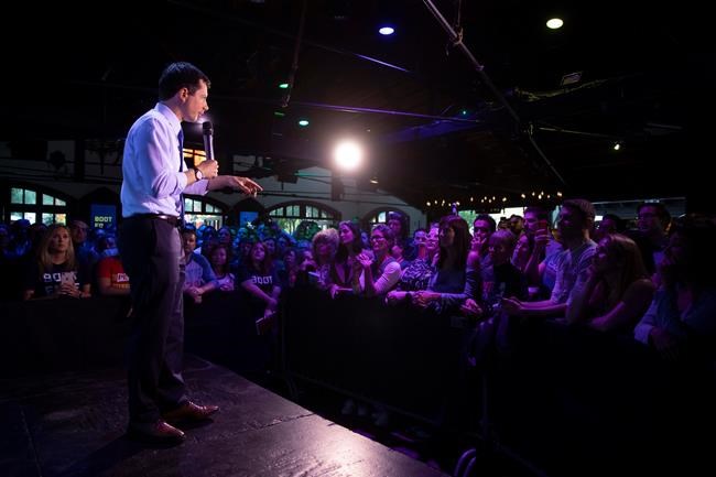 White House hopefuls swarm rival's home turf of California | iNFOnews.ca