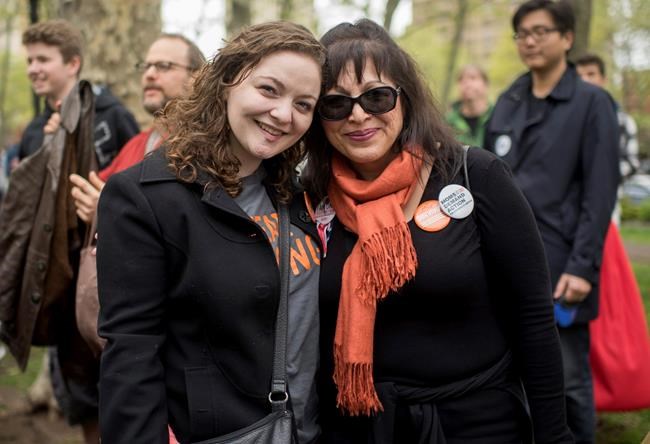 Life changes in a flash, other mass shootings survivors say | iNFOnews.ca Life changes in a flash, other mass shootings survivors say | iNFOnews.ca