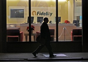 Fidelity's money market funds sell off short-term US government debt on debt ceiling worries | iNFOnews.ca CP25401188