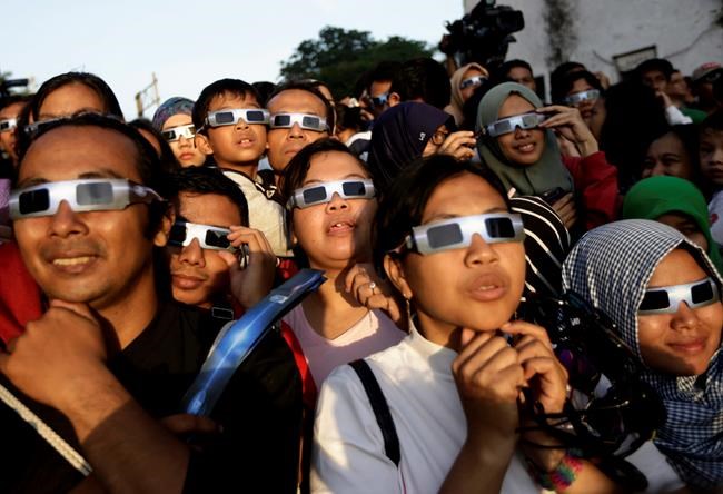 Science Says: Solar specs needed for safe viewing of eclipse | iNFOnews.ca CP2027570338