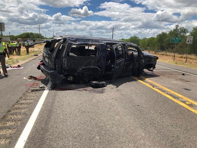 5 dead as SUV chased by Border Patrol crashes in South Texas | iNFOnews.ca 5 dead as SUV chased by Border Patrol crashes in South Texas | iNFOnews.ca
