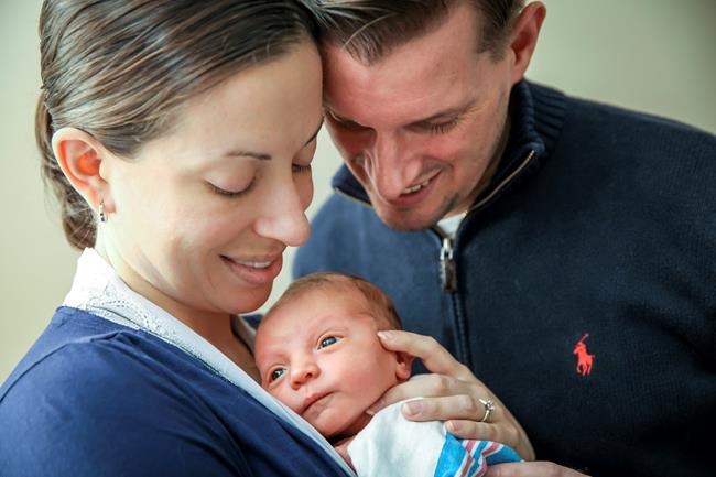 Study finds pregnancy seems safe for breast cancer survivors | iNFOnews.ca