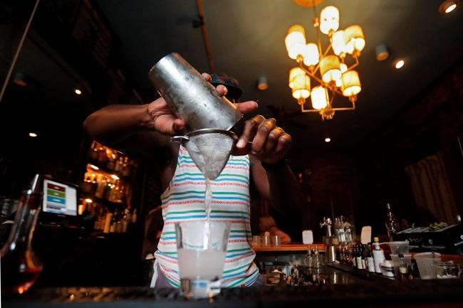Men should limit alcohol to 1 drink a day, experts say | iNFOnews.ca Men should limit alcohol to 1 drink a day, experts say | iNFOnews.ca