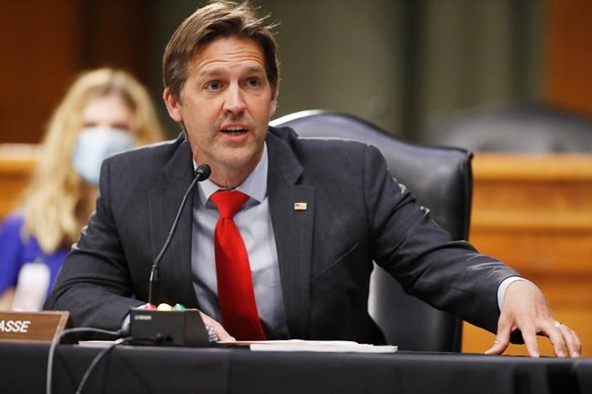 US Sen. Sasse criticized for jokes in graduation speech | iNFOnews.ca US Sen. Sasse criticized for jokes in graduation speech | iNFOnews.ca