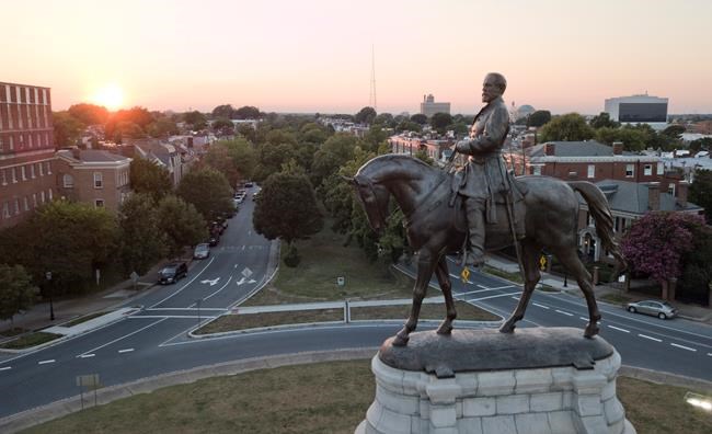 Poll: Virginians about evenly divided on Confederate statues | iNFOnews.ca