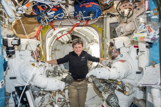 Veteran NASA spacewoman getting 3 extra months in orbit | iNFOnews.ca